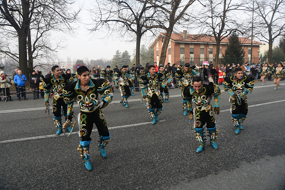 Sfilata carri Carnevale di Torino_085.jpg